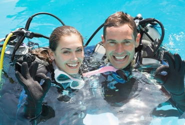 Buceo en pareja - Centros de buceo en Venezuela - Arrecife Diver's